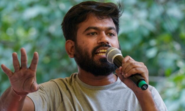 'क्या आपके नेता अपनी डिग्री दिखाएंगे'… अभिजीत दिपके का नया पलटवार