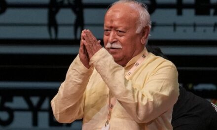 आरक्षण जारी रहेगा, लाभ ले चुके लोगों को कोटा छोड़ना चाहिए: भागवत