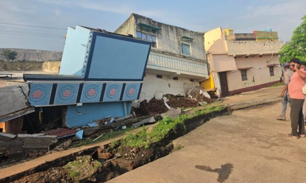 धनबाद में फिर धंसी घरती, एक दर्जन से ज्यादा घर जमींदोज, 12 लोग घायल