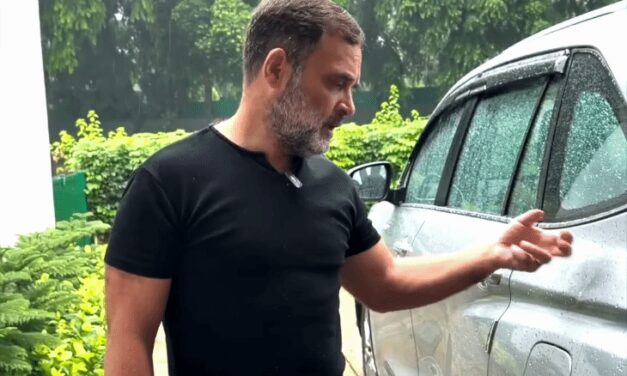 राहुल ने कार की टंकी खोली, E20-पेट्रोल पर सवाल उठाए:कहा-स्कूटर खराब कर रहा; दाल में काला नहीं, पूरी दाल ही काली