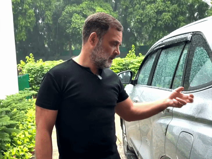 राहुल ने कार की टंकी खोली, E20-पेट्रोल पर सवाल उठाए:कहा-स्कूटर खराब कर रहा; दाल में काला नहीं, पूरी दाल ही काली