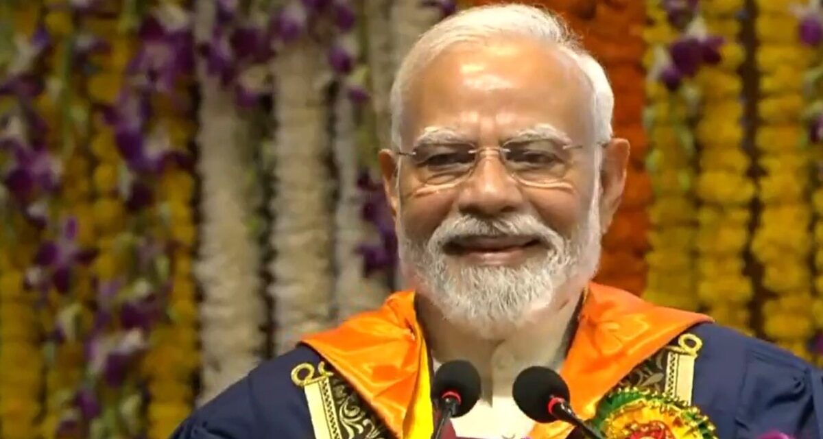 'मैं तो बाबा बागेश्वर नहीं हूं…', PM मोदी ने IIT दिल्ली के स्टूडेंट्स से ऐसा क्यों कहा