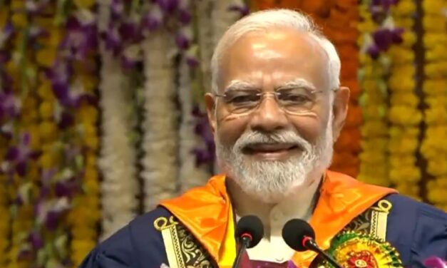 'मैं तो बाबा बागेश्वर नहीं हूं…', PM मोदी ने IIT दिल्ली के स्टूडेंट्स से ऐसा क्यों कहा