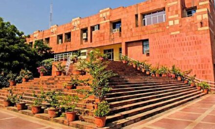 बुकिंग रद्द होने के बावजूद JNUSU करेगा उमर खालिद की किताब पर चर्चा