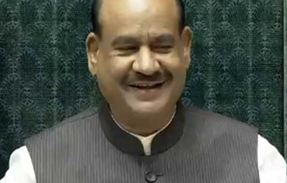 कांग्रेस, टीएमसी-सपा ने स्पीकर की चाय पार्टी छोड़ी:INDIA ब्लॉक से सिर्फ कनिमोझी पहुंचीं, खड़गे-सोनिया राज्यसभा सभापति की चाय पार्टी में शामिल हुए