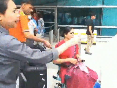 फुकेत-दिल्ली फ्लाइट हादसा, पायलट ने 4 सेकेंड तक कंट्रोल खोया:हाइड्रोलिक सिस्टम बंद होने से विमान 300 फीट नीचे आ गया था, जांच में खुलासा