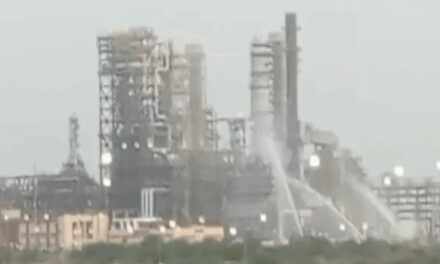 राजस्थान की HPCL रिफाइनरी में फिर लगी आग:CDU में ऑयल लीकेज के बाद उठी चिंगारी; फायर ब्रिगेड ने 15 मिनट में पाया काबू