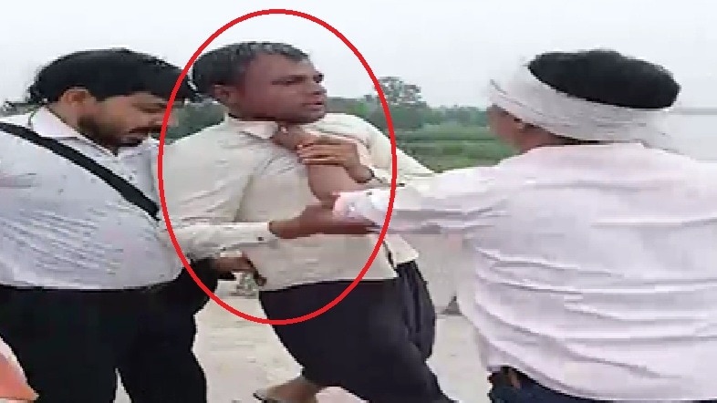 आगरा में दिल दहला देने वाली घटना, पिता ने बेटी को पुल से यमुना में फेंका