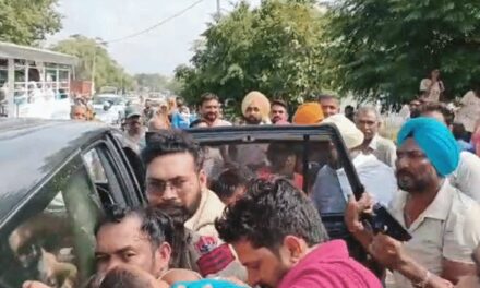 पंजाब पुलिस ने शादी समारोह से दुल्हन का पिता उठाया:कहा