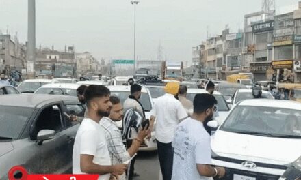 कौमी इंसाफ मोर्चा का पंजाब बंद:सभी प्राइवेट स्कूलों में छुट्‌टी, मोहाली में हाईवे जाम, लुधियाना में निहंग जाम करने पहुंचे; जालंधर बस स्टैंड पर यात्री फंसे