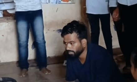 सीजेपी चीफ अभिजीत दीपके के खिलाफ FIR:शिक्षकों को धमकाने और सरकारी काम में रुकावट डालने का आरोप, लातूर के स्कूल में बिना अनुमति घुसे थे