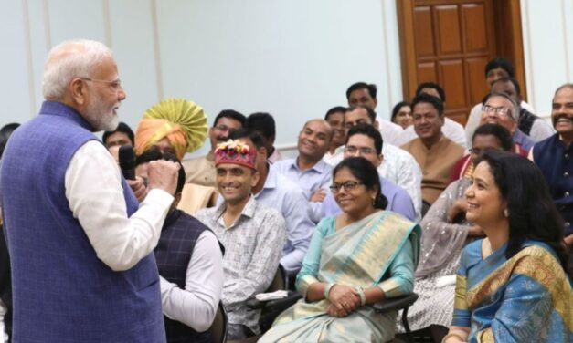 आज नेशनल अवॉर्ड से सम्मानित होंगे 48 शिक्षक:यूपी से 3, MP-राजस्थान, बिहार से दो-दो; 700 वीडियो से मैथ्स सिखाने वाले महाराष्ट्र के टीचर भी शामिल