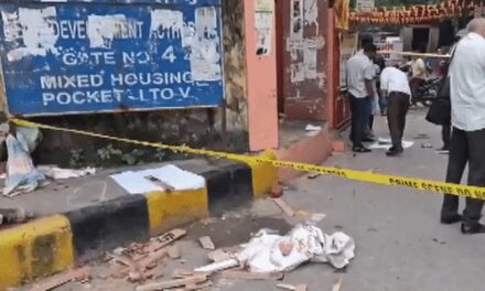 दिल्ली में युवक की पीट-पीटकर हत्या:आरोपियों ने लाठी-रॉड से हमला किया; बचाने आए गार्ड को भी धमकी दी