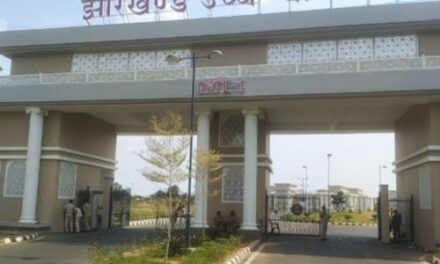 ‘महिला के घर में घुसना,कपड़े उठाना रेप की कोशिश नहीं’:झारखंड हाईकोर्ट ने आरोपी को दी राहत; कहा