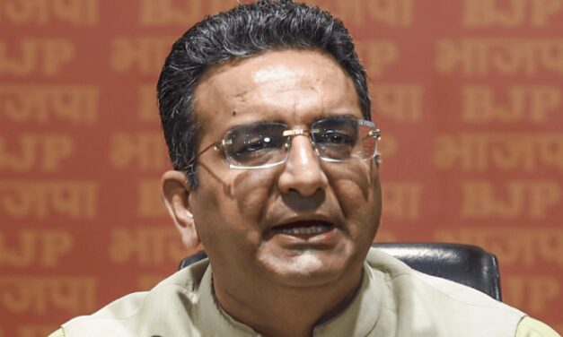 दिमागी नक्सल विवाद में CJP नेताओं पर केस:भाजपा प्रवक्ता गौरव भाटिया की अभिजीत दीपके समेत दोनों स्पोक्सपर्सन से माफी और 2 करोड़ हर्जाने की मांग