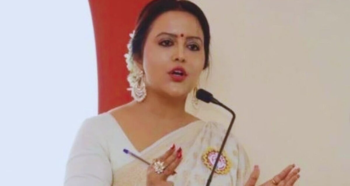 'मुस्लिम गरबा देखने आएं तो गलत नहीं', गरबा विवाद पर अमृता फडणवीस की दो टूक