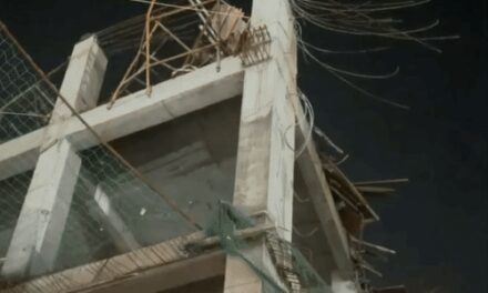गांधीनगर में निर्माणाधीन इमारत का हिस्सा गिरा, 15 मजदूर घायल:रेस्क्यू ऑपरेशन पूरा; चश्मदीद बोले