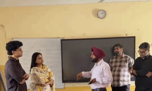 CJP टीम पंजाब पहुंची, 2 टॉप स्कूल देखे:गर्ल्स टॉयलेट बिना दरवाजे के मिले; दीपके बोले