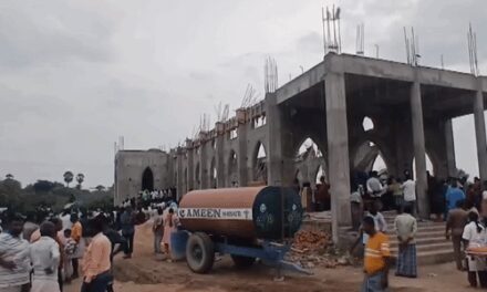वेल्लोर में चर्च की छत गिरी, 3 की मौत:11 मजदूर घायल; 20 फीट ऊंचा स्टील का मचान और सपोर्ट फ्रेमवर्क गिरने से हादसा हुआ