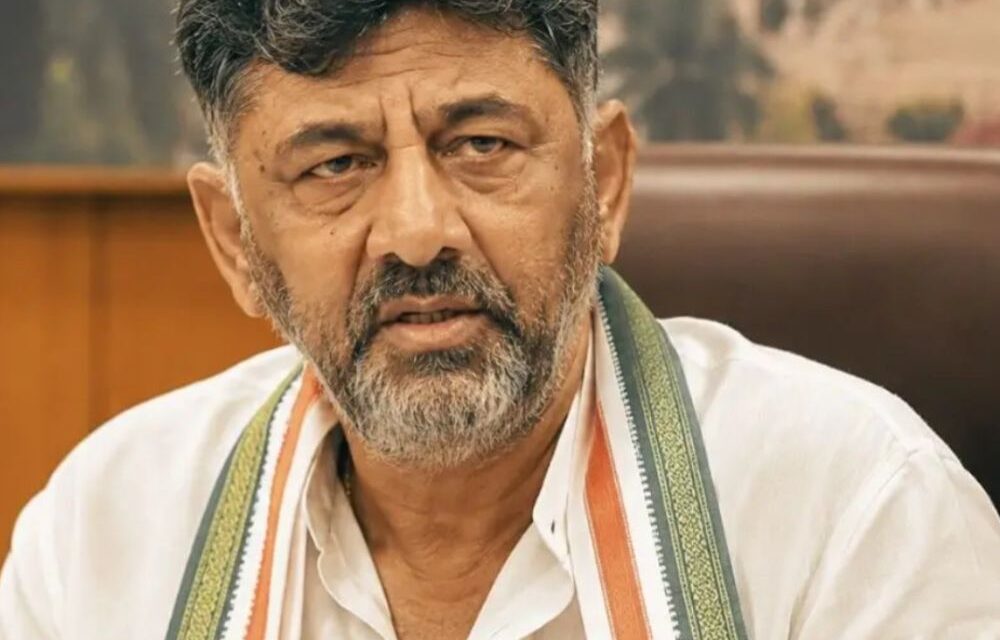 कर्नाटक में वंदे मातरम के दो पैरा ही गाए जाएंगे:राष्ट्रपति और राज्यपाल की मौजूदगी वाले इवेंट अपवाद; कांग्रेस ने भी दो पैरा ही तय किए थे