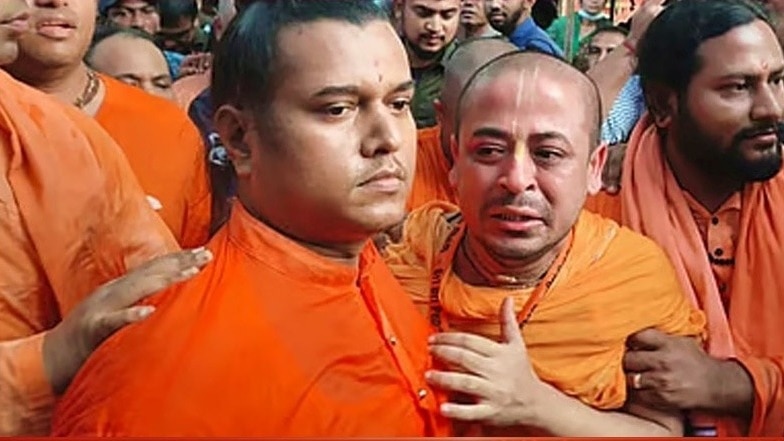'चिन्मय दास के आंसुओं ने…', CM शुभेंदु ने उठाया बांग्लादेश की जेल में बंद हिंदू संत का मुद्दा