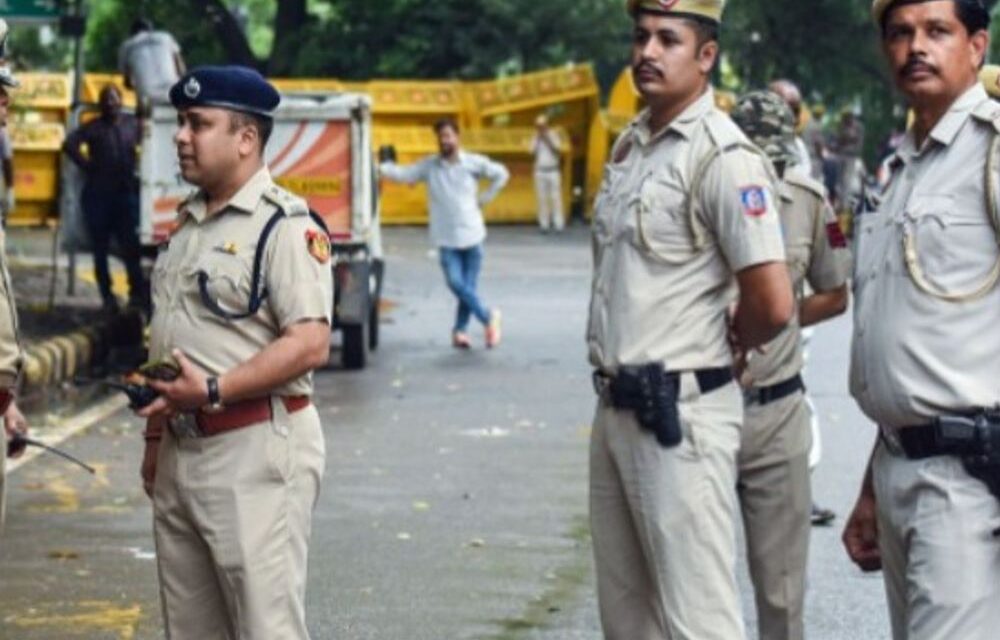 भास्कर अपडेट्स:एयर इंडिया के पायलट की दिल्ली के होटल में संदिग्ध मौत, लेओवर के दौरान रुके थे