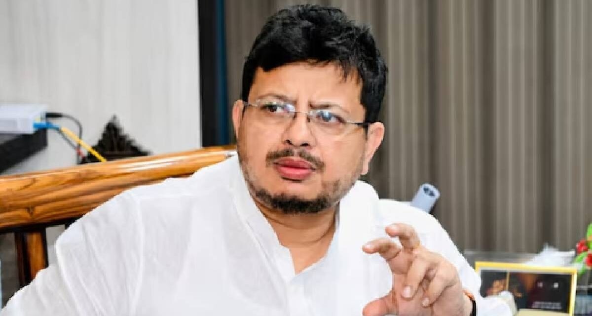 'लोकतंत्र में फासीवाद के लिए जगह नहीं', सिंबल विवाद पर बोले ऋतब्रत