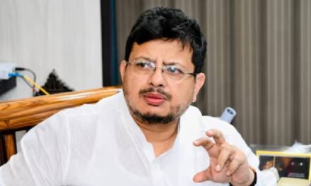'लोकतंत्र में फासीवाद के लिए जगह नहीं', सिंबल विवाद पर बोले ऋतब्रत