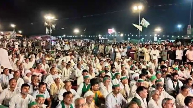 गन्ना, बिजली और MSP के मुद्दे पर जुटे किसान, BKU की पहली रात्रि महापंचायत