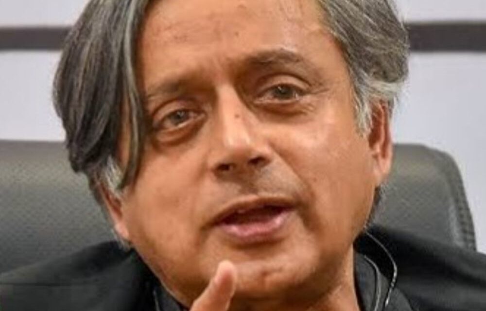मोदी को बर्थडे विश करने में थरूर से ग्रामर मिस्टेक:एक यूजर ने गलती बताई; थरूर ने जवाब में कहा