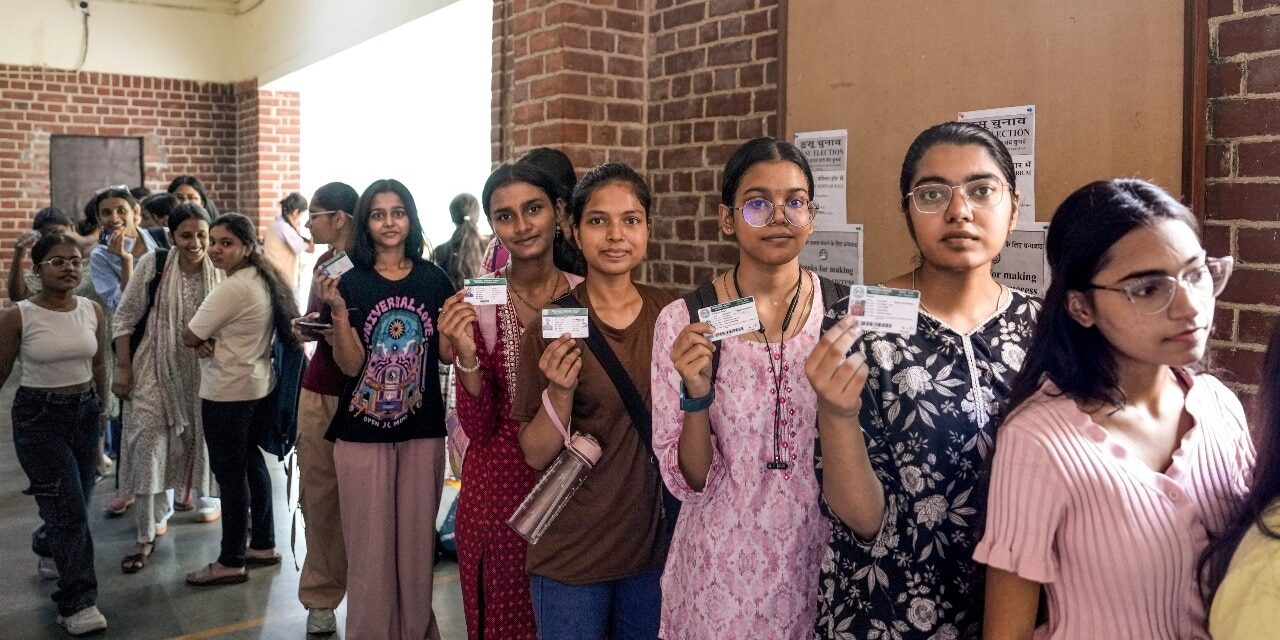 लाखों छात्र, फिर भी 50% वोटों के लिए तरस गया डूसू चुनाव!