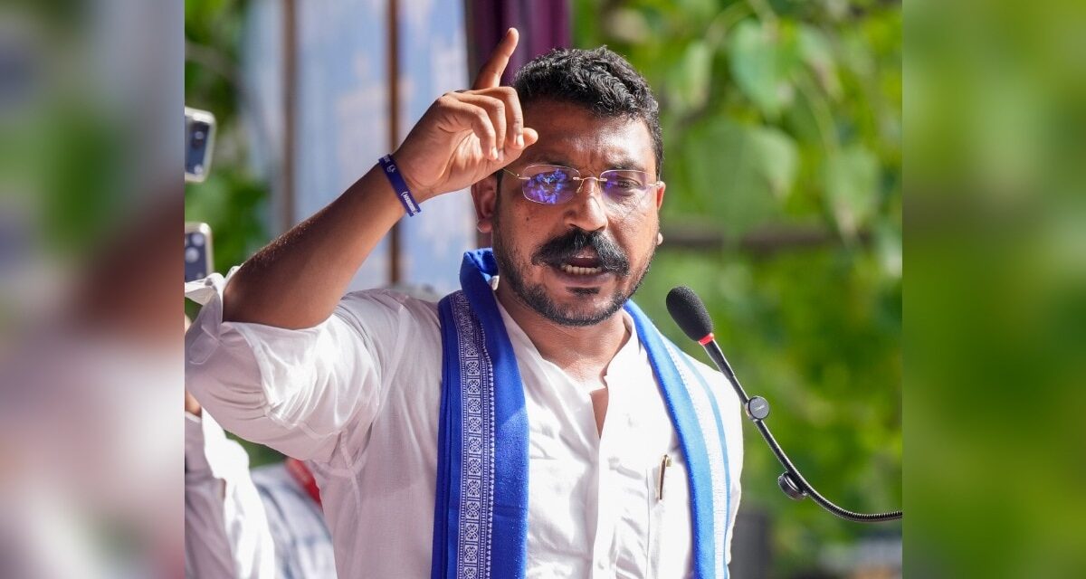 नगीना सांसद चंद्रशेखर के खिलाफ नॉन-बेलेबल वारंट जारी