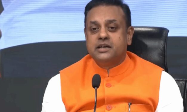 SIR के फॉर्म-6 विवाद पर राहुल vs भाजपा:BJP बोली
