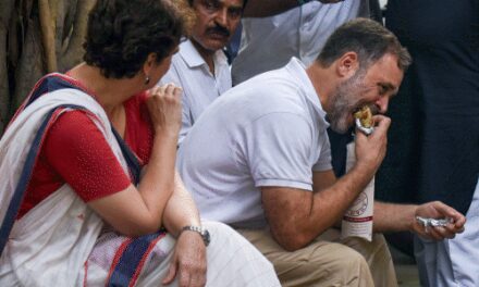 राहुल ने 48 में से 14 घंटे सड़क पर बिताए:जमीन पर बैठकर खाना खाया; तीन बार हिरासत में; पिछले 3 सालों में सबसे ज्यादा एक्टिव