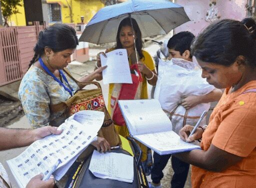 एमपी-यूपी सहित 17 राज्यों-UT में वोटर लिस्ट अपडेट होगी:SIR विवाद के बीच चुनाव आयोग का आदेश; 5 पॉइंट में SSR-SIR का फर्क