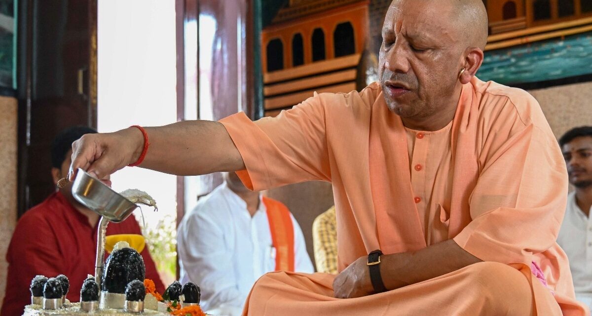 मां कात्यायनी की आराधना कर बोले सीएम योगी, सुरक्षा और प्रोत्साहन यूपी की पहचान