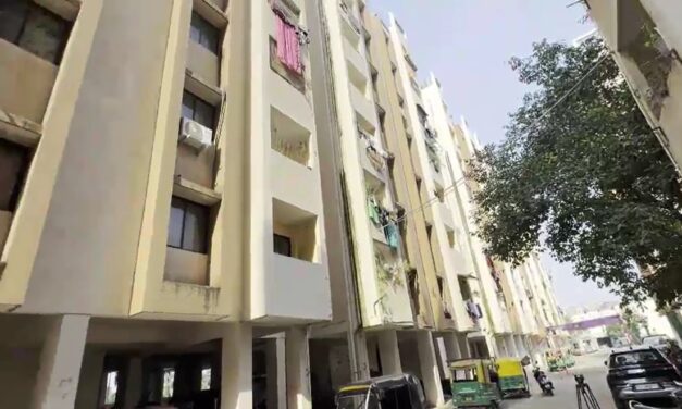 निर्दयी मां! जिस बेटी को दिया जन्म, उसी को 5वें फ्लोर से फेंक कर मार डाला