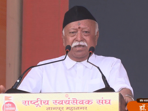 विजयादशमी पर RSS का शस्त्र पूजन आज, भागवत संबोधित करेंगे:धनखड़ शामिल होंगे; 101 साल पहले दशहरे पर ही हुई थी संघ की स्थापना