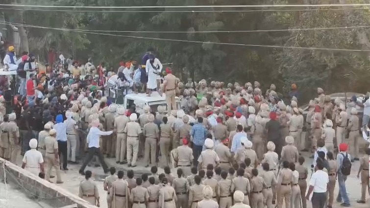 पंजाब में नशे की ओवरडोज से युवक की मौत, सड़क पर शव रख परिजनों का हंगामा