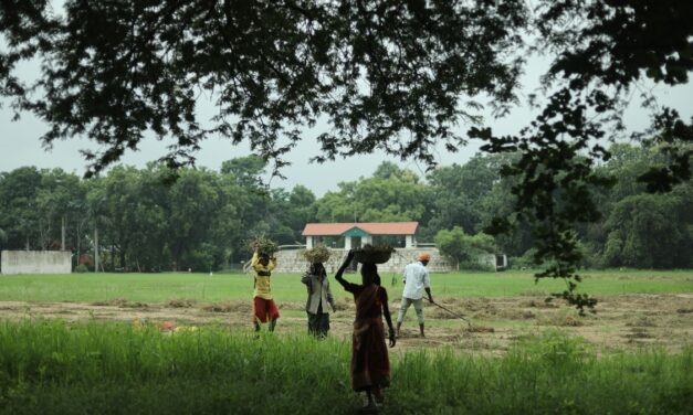 यूपी में श्रमिकों की बढ़ी न्यूनतम मजदूरी, अब हर महीने मिलेंगे इतने पैसे