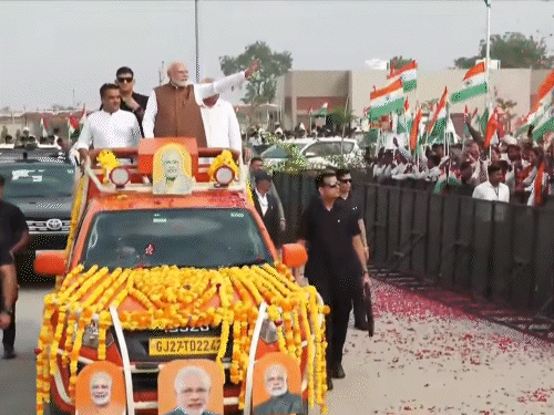 मोदी आज 400 करोड़ के प्रोजेक्ट लॉन्च करेंगे:राष्ट्रीय एकता दिवस समारोह में शामिल होंगे, ट्रेनी अफसरों से बात करेंगे