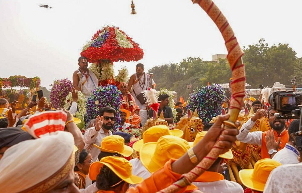 नाशिक-त्र्यंबकेश्वर सिंहस्थ कुंभ मेला आज से शुरू:राष्ट्रपति मुर्मू ध्वज स्तंभ पूजन, ध्वजारोहण में शामिल होंगी; 22 महीने तक चलेगा